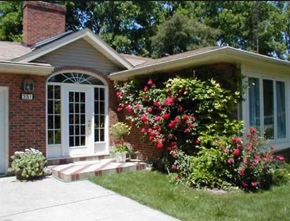 Dorchester House