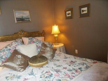 Dorchester House Bed & Breakfast 3*