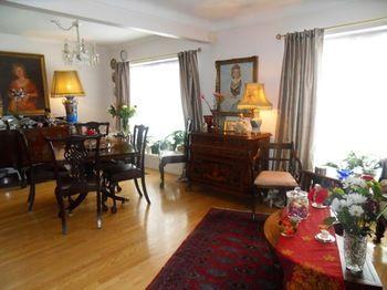 Dorchester House