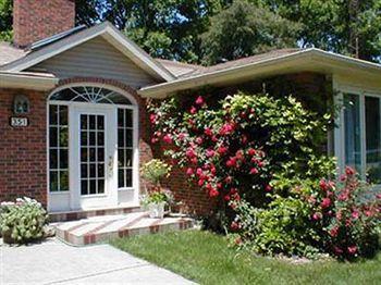 Dorchester House 3*